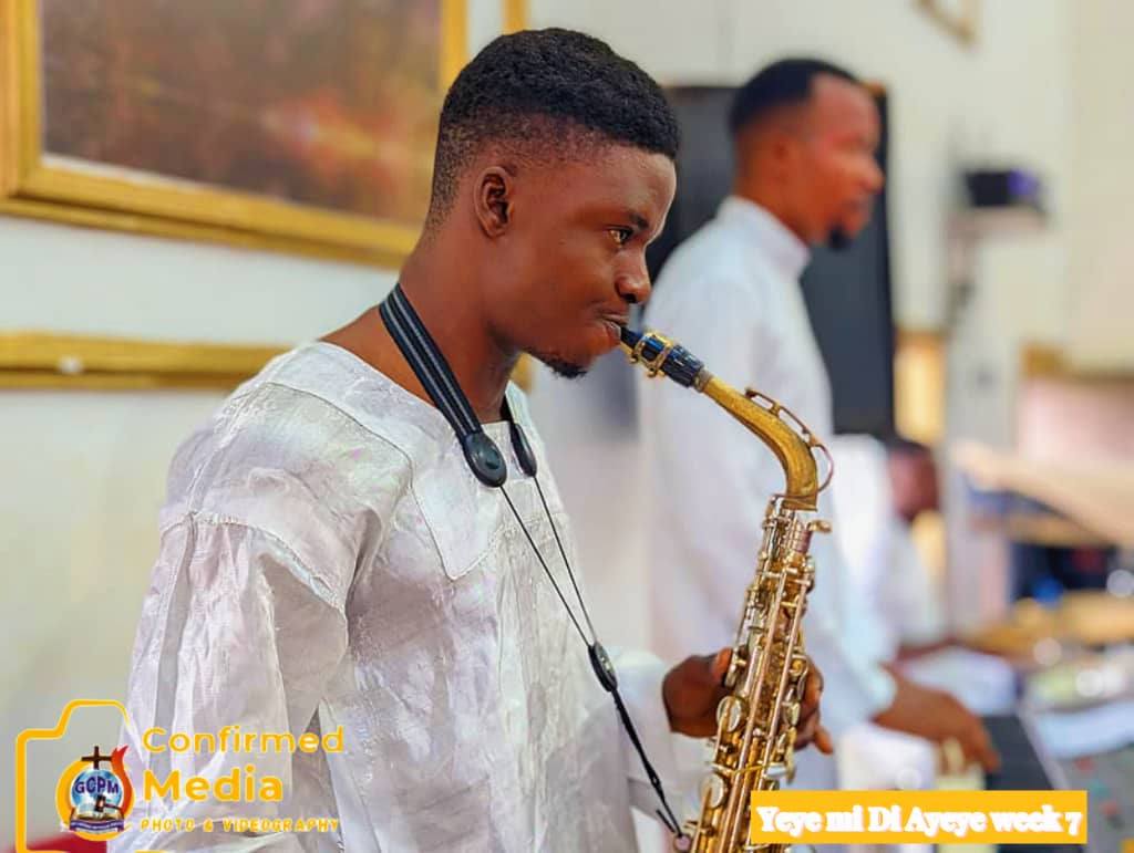 Throne Room Experience